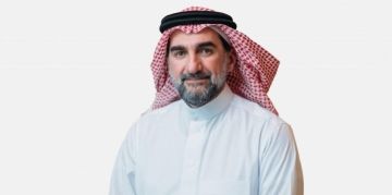 المؤتمر الصحفي الحكومي يستضيف محافظ صندوق الاستثمارات العامة