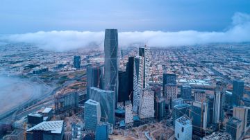 الأرصاد : استمرار الأمطار على الرياض حتى الفجر