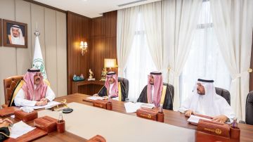 أمير حائل يترأس اجتماعا تنسيقيا لمتابعة سير المشاريع التنموية في المنطقة