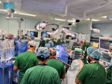 منذ أول عملية في 1990.. مسيرة سعودية تتصدر العالم في فصل التوائم الملتصقة