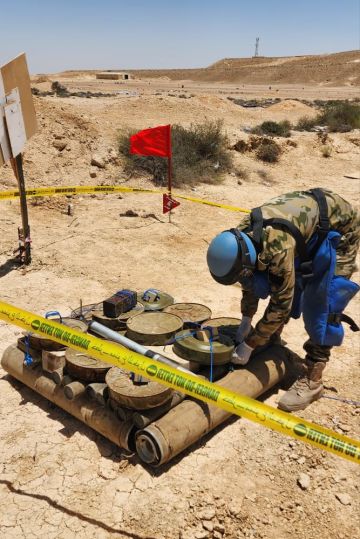 مشروع مسام يتلف 1,696 قطعة من المخلفات الحربية في مديرية غيل بن يمين مشروع مسام يتلف 1,696 قطعة من المخلفات الحربية في مديرية غيل بن يمين