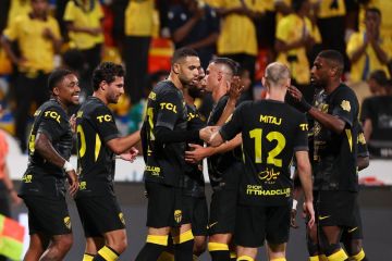 الاتحاد يتخطى التعاون بثنائية في روشن الاتحاد يتخطى التعاون بثنائية في روشن
