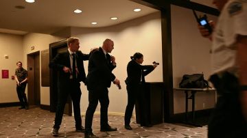 تعرف على تفاصيل إخراج الرئيس الأمريكي من عشاء مراسلي البيت الأبيض إثر حادث إطلاق نار