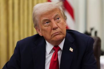 ترمب يخفض الرسوم الجمركية على مشتقات الصلب والألمنيوم والنحاس