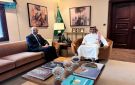 سفير خادم الحرمين لدى دولة قطر يستقبل بالقائم بأعمال السفارة الأمريكية لدى قطر