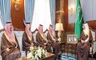 منوها بدعم القيادة الرشيدة.. محافظ الأحساء يطلع على استثمارات ومشاريع للطاقة - sa