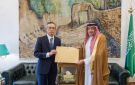 ولي العهد يتلقى رسالة من رئيسة وزراء اليابان تتصل بالعلاقات الثنائية بين البلدين
