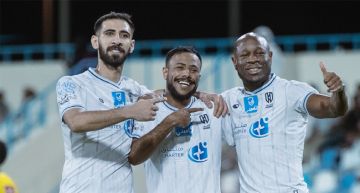 الأخدود يتغلب على الخليج بثلاثية الأخدود يتغلب على الخليج بثلاثية