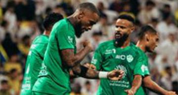 الأهلي يعبر التعاون بهدفي توني وإيبانيز