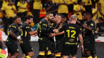 تشكيل الاتحاد لمواجهة الخلود