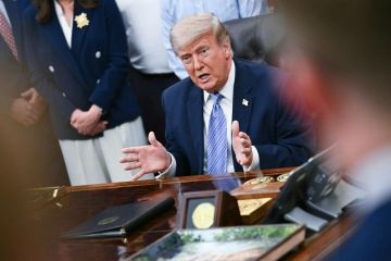 ترمب: لا نريد رسوما في مضيق هرمز ترمب: لا نريد رسوما في مضيق هرمز
