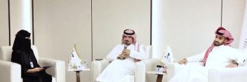 جلسة حوارية حول حرية الصحافة بالطائف