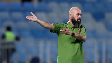 مدرب الرياض: الانتصار جاء نتيجة العمل الذهني والثقة مدرب الرياض: الانتصار جاء نتيجة العمل الذهني والثقة
