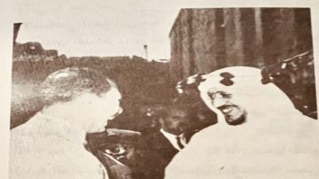 صورة تاريخية للملك سعود مع أنور السادات صورة تاريخية للملك سعود مع أنور السادات