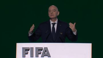 رئيس الفيفا: إيران ستشارك في كأس العالم وستلعب في أمريكا
