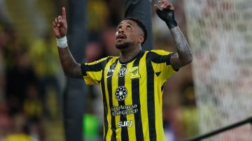 استبعاد بيرغوين لاعب الاتحاد من قائمة هولندا في كأس العالم