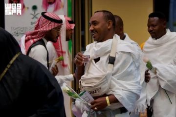 اكتمال وصول 1000 حاج وحاجة من أسر وذوي شهداء عاصفة الحزم وإعادة الأمل من جمهورية السودان ضمن برنامج ضيوف خادم الحرمين الشريفين اكتمال وصول 1000 حاج وحاجة من أسر وذوي شهداء عاصفة الحزم وإعادة الأمل من جمهورية السودان ضمن برنامج ضيوف خادم الحرمين الشريفين