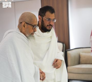 مفتي عام المملكة يصل إلى مشعر منى مفتي عام المملكة يصل إلى مشعر منى