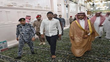 نائب رئيس المالديف يزور المسجد النبوي نائب رئيس المالديف يزور المسجد النبوي
