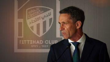 الاتحاد يقيم حفل وداع لـ رامون بلانيس الاتحاد يقيم حفل وداع لـ رامون بلانيس