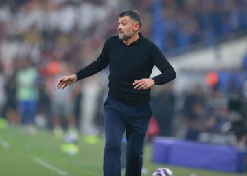 كونسيساو يقترب من إنهاء مشواره مع الاتحاد