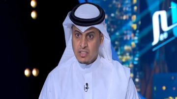 اللحياني: تواجد سالم وبنزيما على الدكة معًا أمر جيد.. فيديو