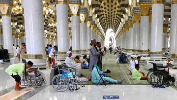 وفرتها هيئة العناية بشؤون الحرمين بالمسجد النبوي.. 4700 كرسي متحرك لخدمة ذوي الإعاقة وكبار السن وفرتها هيئة العناية بشؤون الحرمين بالمسجد النبوي.. 4700 كرسي متحرك لخدمة ذوي الإعاقة وكبار السن