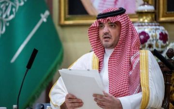وزير الداخلية: المملكة تسخر جميع إمكاناتها البشرية والتنظيمية لخدمة ضيوف الرحمن وزير الداخلية: المملكة تسخر جميع إمكاناتها البشرية والتنظيمية لخدمة ضيوف الرحمن