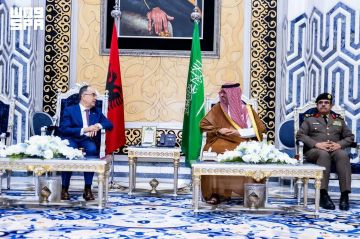 رئيس جمهورية ألبانيا يغادر جدة رئيس جمهورية ألبانيا يغادر جدة