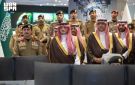  وزير الداخلية يقف على سير عمل مركز قيادة أمن الحج والاستعداد لتصعيد الحجاج إلى عرفات