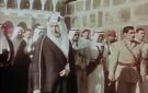 مقطع نادر يظهر الملك فيصل خلال موسم حج 1392هـ.. فيديو