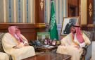 نائب أمير المدينة يطلع على جهود الأدلاء في خدمة ضيوف الرحمن