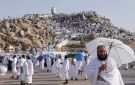  الحج والعمرة تدعو للبقاء بمخيمات عرفات لسلامة الحجاج
