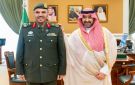 نائب أمير تبوك يستقبل مدير جوازات المنطقة ويقلده رتبته الجديدة - sa