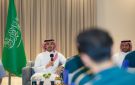 وزير الرياضة يلتقي بعثة المنتخب السعودي الأول المغادرة للمشاركة في كأس العالم 2026 - sa