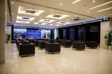 السوق السعودية تتراجع بسيولة هي الأضعف منذ يناير الماضي السوق السعودية تتراجع بسيولة هي الأضعف منذ يناير الماضي