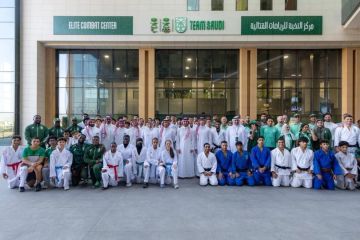  وزير الرياضة يدشن مركز النخبة للرياضات القتالية بجدة