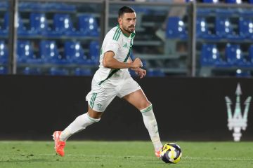 مدافع الأهلي يضحي بـ 5 ملايين يورو للعودة لتركيا