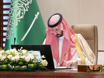 ترأس اجتماع مجلس أمراء الأفواج.. وزير الحرس يوجه بدعم مسارات الارتقاء بالأداء المؤسسي ترأس اجتماع مجلس أمراء الأفواج.. وزير الحرس يوجه بدعم مسارات الارتقاء بالأداء المؤسسي