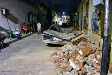 ارتفاع حصيلة ضحايا زلزال فنزويلا إلى مصرع 188 شخصا و1520 مصابا
