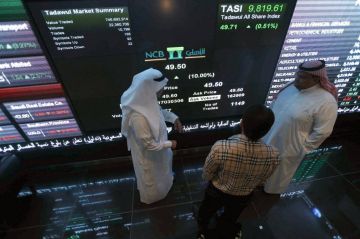 ضعف السيولة يعمق خسائر السوق السعودية