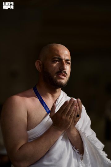عاشوراء في المسجد الحرام.. طمأنينة تملأ القلوب عاشوراء في المسجد الحرام.. طمأنينة تملأ القلوب