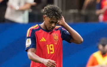 مدرب إسبانيا يكشف خطة مشاركة لامين جمال أمام السعودية في مونديال 2026 مدرب إسبانيا يكشف خطة مشاركة لامين جمال أمام السعودية في مونديال 2026