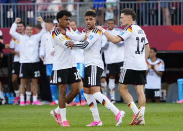 ألمانيا تتأهل إلى دور الـ32 بفوزها على ساحل العاج في كأس العالم 2026 ألمانيا تتأهل إلى دور الـ32 بفوزها على ساحل العاج في كأس العالم 2026