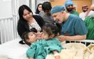 إنفاذا لتوجيهات خادم الحرمين وولي العهد.. بدء عملية فصل التوأم الملتصق الفلبيني (أوليفيا وجيانا)