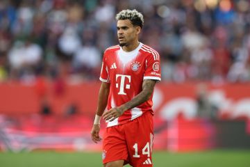 بايرن ميونخ يغلق الباب أمام رحيل لويس دياز بعد اهتمام الهلال