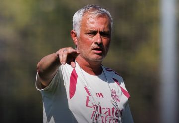 مورينيو يخلد عودته إلى ريال مدريد بفيلم وثائقي مورينيو يخلد عودته إلى ريال مدريد بفيلم وثائقي