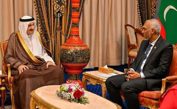 رئيس المالديف يستقبل منصور بن متعب رئيس المالديف يستقبل منصور بن متعب