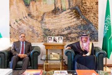 نائب وزير الخارجية يستقبل سفير جمهورية الهند لدى المملكة بمناسبة انتهاء فترة عمله نائب وزير الخارجية يستقبل سفير جمهورية الهند لدى المملكة بمناسبة انتهاء فترة عمله