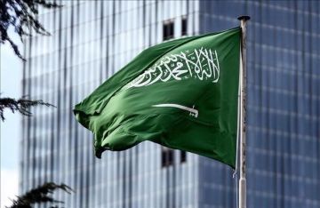 السعودية تعلن وقوفها بكل ثقلها مع الكويت والبحرين والأردن ضد الهجمات الإيرانية السعودية تعلن وقوفها بكل ثقلها مع الكويت والبحرين والأردن ضد الهجمات الإيرانية